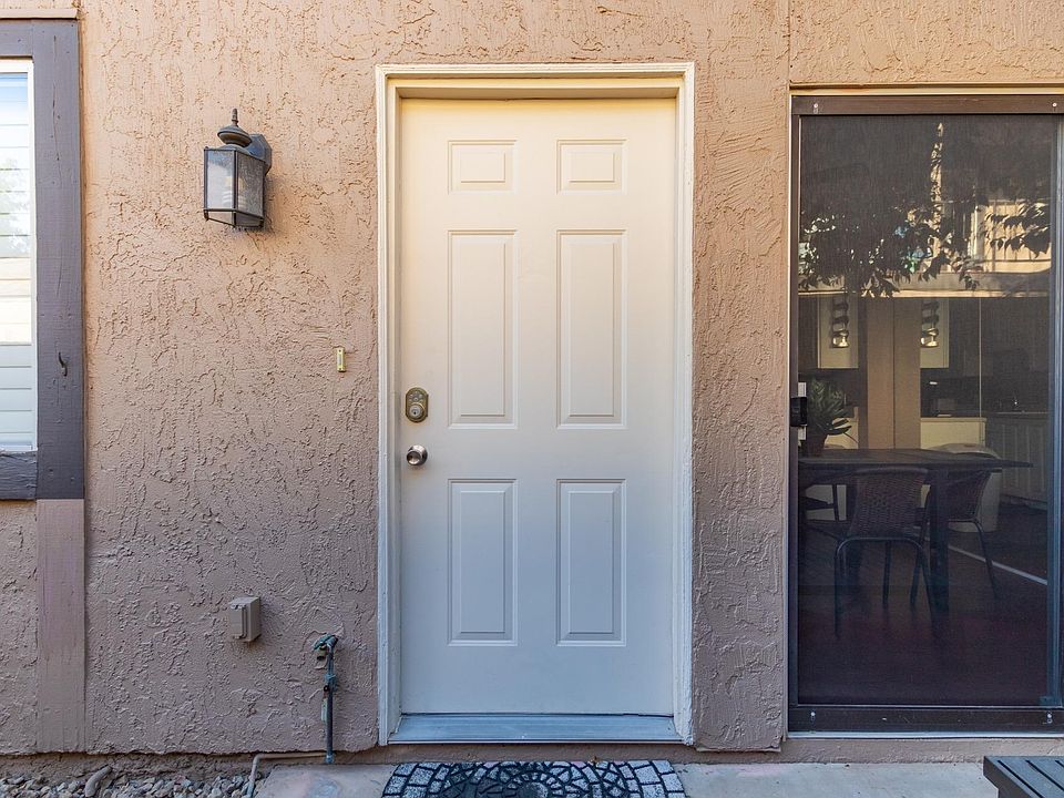 1st image of 1105 N 84th Pl
