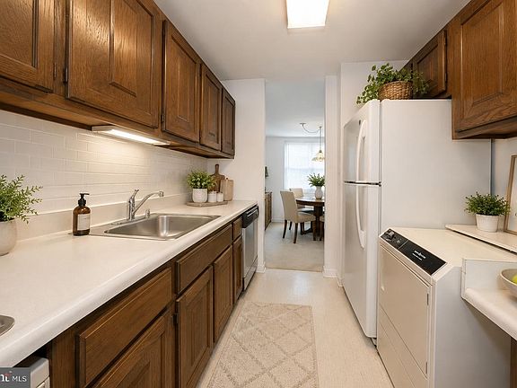 2nd image of 1901 John F Kennedy Blvd #45-718