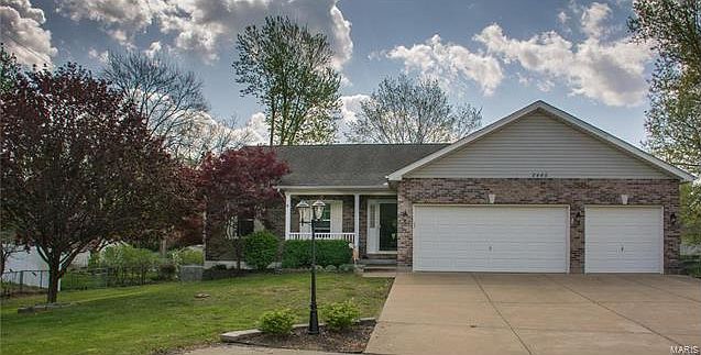 1st image of 2485 Ridgecrest Dr