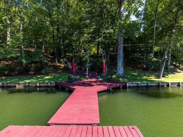 625 Boat Club Rd, Hamilton, GA 31811