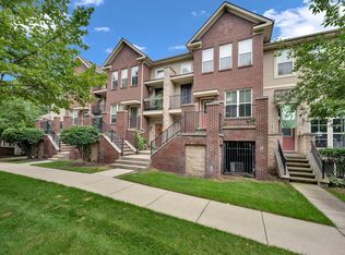 1321 Hillcrest Dr #95, Waterford, MI 48327