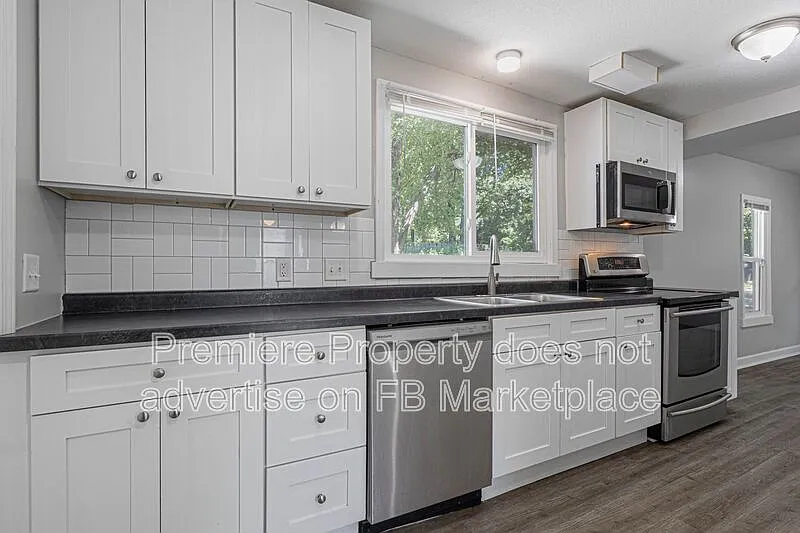 2 bed, 2.0 bath, 756 sqft, $1,195 — Photo 4