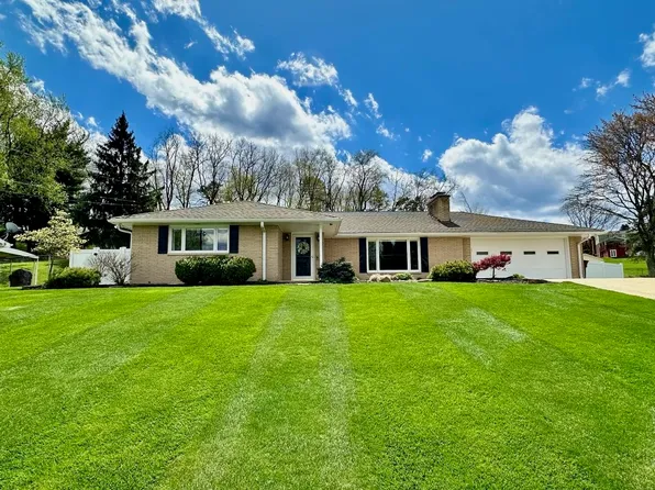 2590 Shelly Dr, Indiana, PA 15701