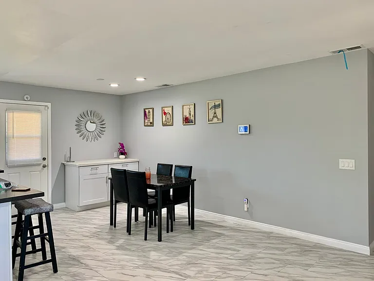 2625 Baltic Ave — Photo 15