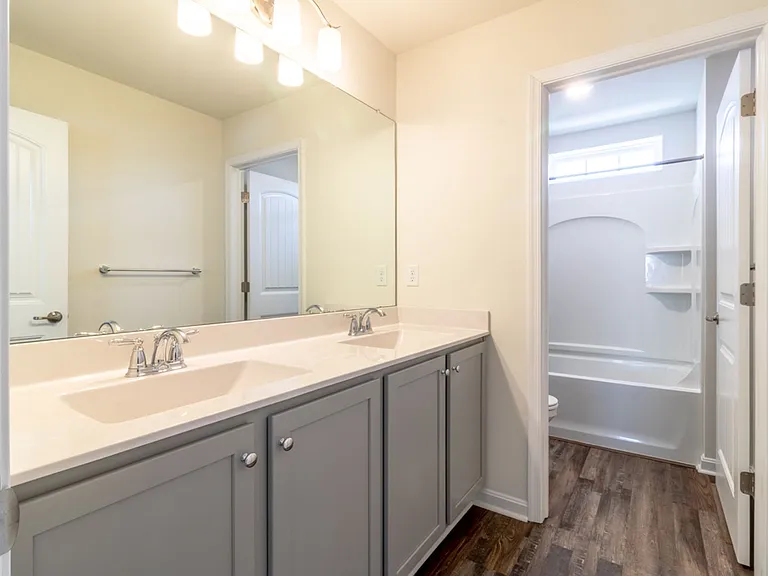 35059 Dundee St — Photo 22