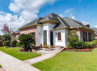 109 Millcrest Dr, Lafayette, LA 70508