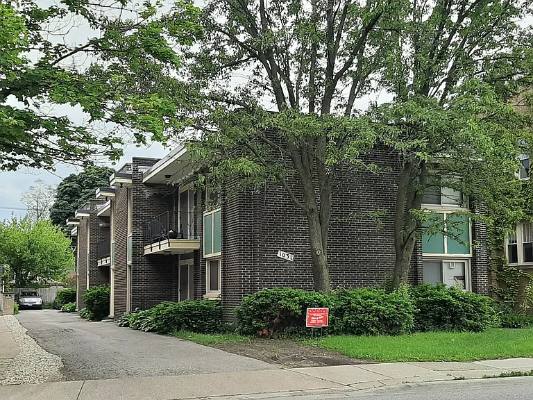 1031 N Harlem Ave #2B — Photo 1