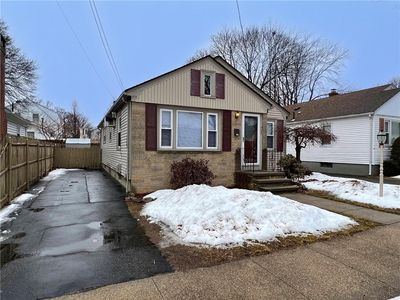 33 Rome Ave, Providence, RI, 02908