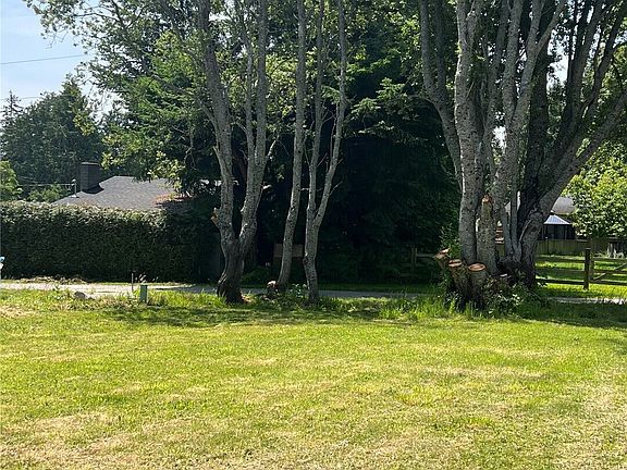5th image of 616 Mallard Lane