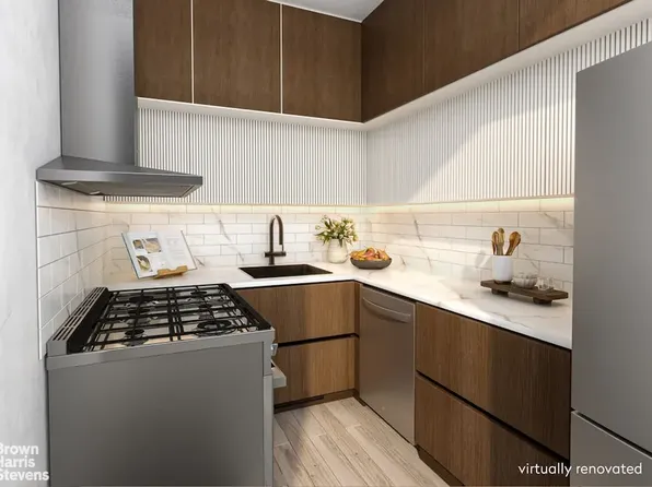 301 East 62nd Street image 7 of 16