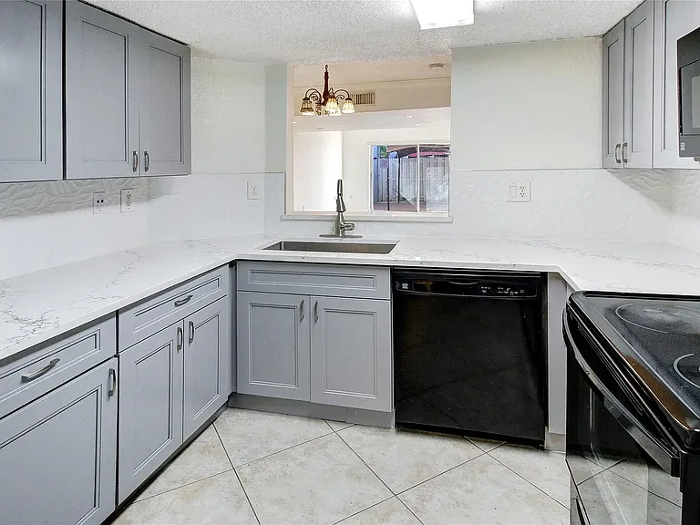1186 NW 123rd Ct — Photo 5