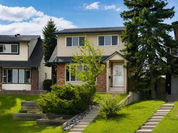 34 SE Ranch Glen Dr NW, Calgary, AB T3G 1E3