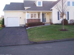 9 Hudson Ln #9, Windsor, CT 06095