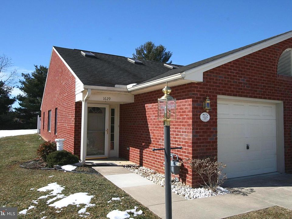 1st image of 1629 Langley Dr