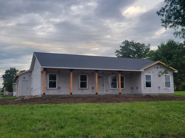 1801 P St, Auburn, NE 68305