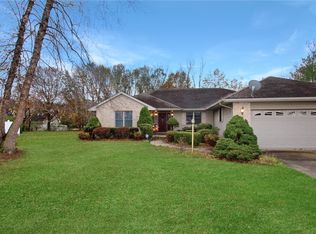 3 Kelsey Dr, Mattoon, IL 61938