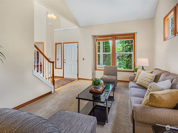 4th image of 18411 96th Drive SE