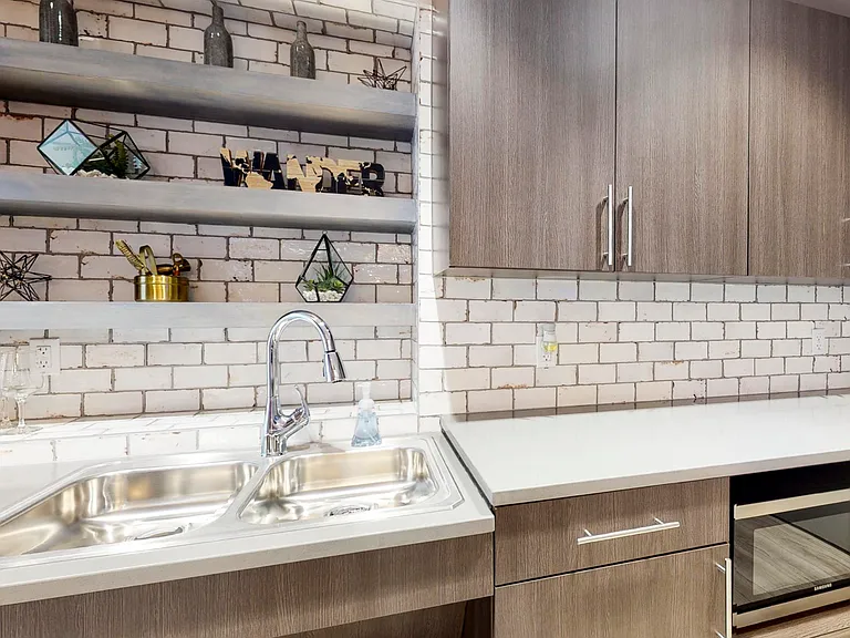 Residences at Echelon — Photo 14