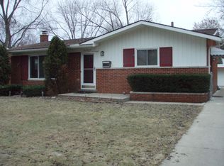 22127 Malden Ave, Farmington Hills, MI 48336