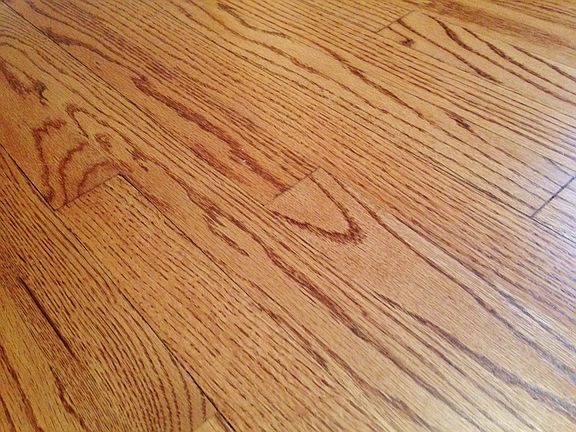 Hardwood floors t/o.