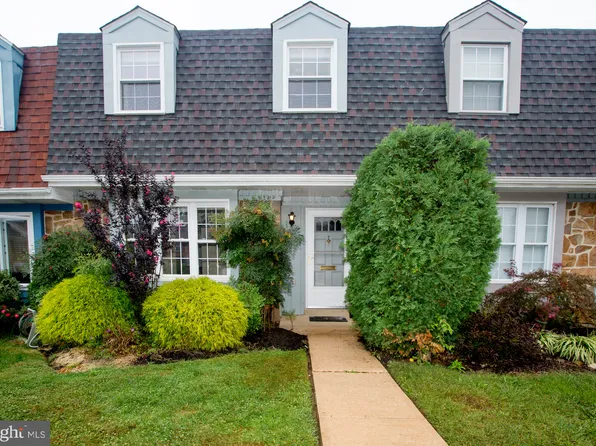 3207 Emerald Pl, Wilmington, DE 19810