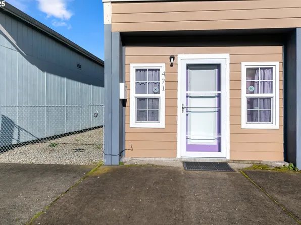 471 Greenwood Ave, Reedsport, OR 97467