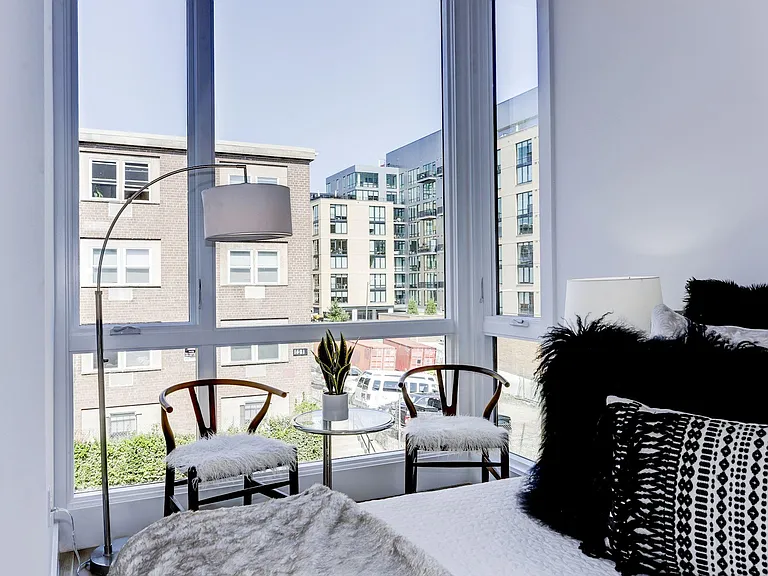 1424 Belmont St NW #6 — Photo 9