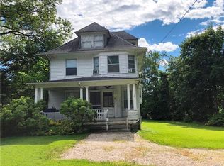 33 Hawthorne Ave, Port Chester, NY 10573