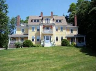 370 York St, York, ME 03909