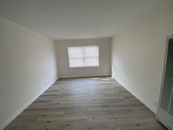 5th image of 3723-31 W Lapham St #8