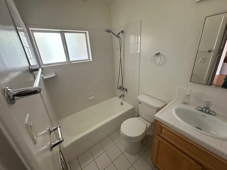 4525 Willis Ave #4529 — Photo 12
