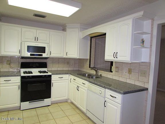 3rd image of 5315 SE 115th Pl