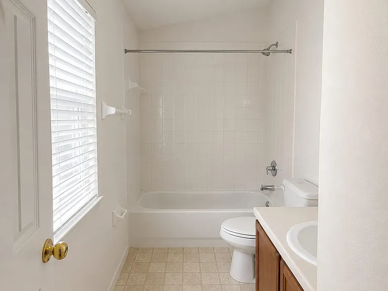 1535 Blue Magnolia Rd #1535 — Photo 16