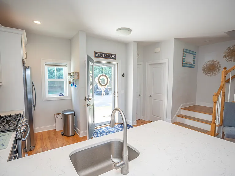 520 Marina Way Lndg #520 — Photo 7