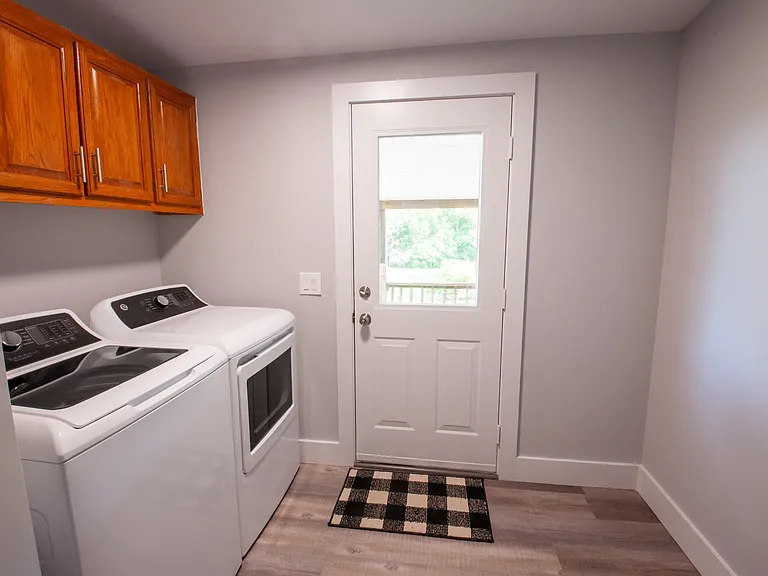 151 Scotsman Dr — Photo 8