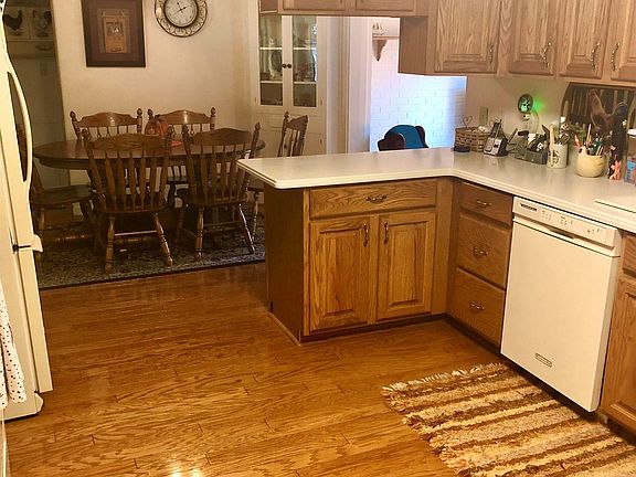 3rd image of 5556 Christyway Ct