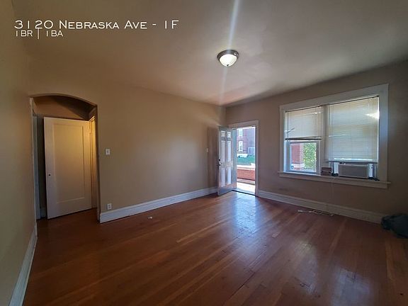 3rd image of 3120 Nebraska Ave #1F