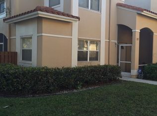 549 Racquet Club Rd APT 32, Fort Lauderdale, FL 33326