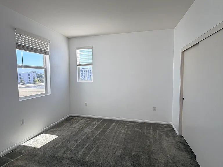 2035 Mindoro Ln #5 — Photo 35