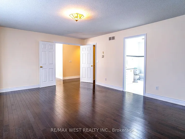 229 Baker Ave — Photo 20