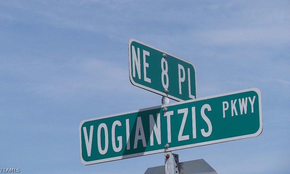 1st image of 815 Vogiantzis Parkway Cpe