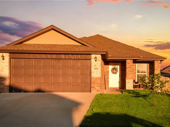6004 NW Meade St, Bentonville, AR 72713