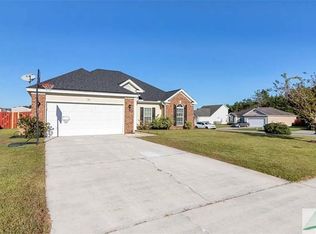 180 Red Oak Dr, Richmond Hill, GA 31324