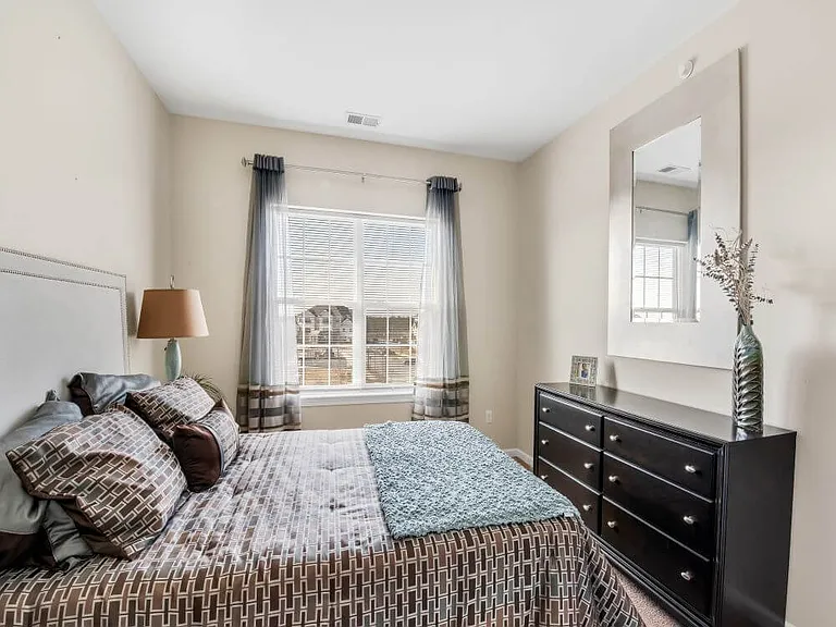 print_101_campbell_blvd_hdr_052