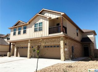 323 Creekside Curv, New Braunfels, TX 78130