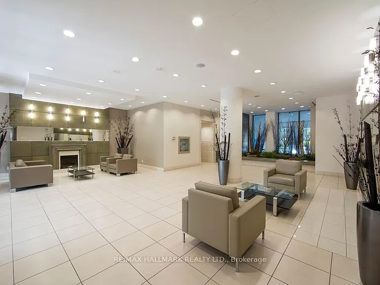 5191 Dundas St W #213 — Photo 10