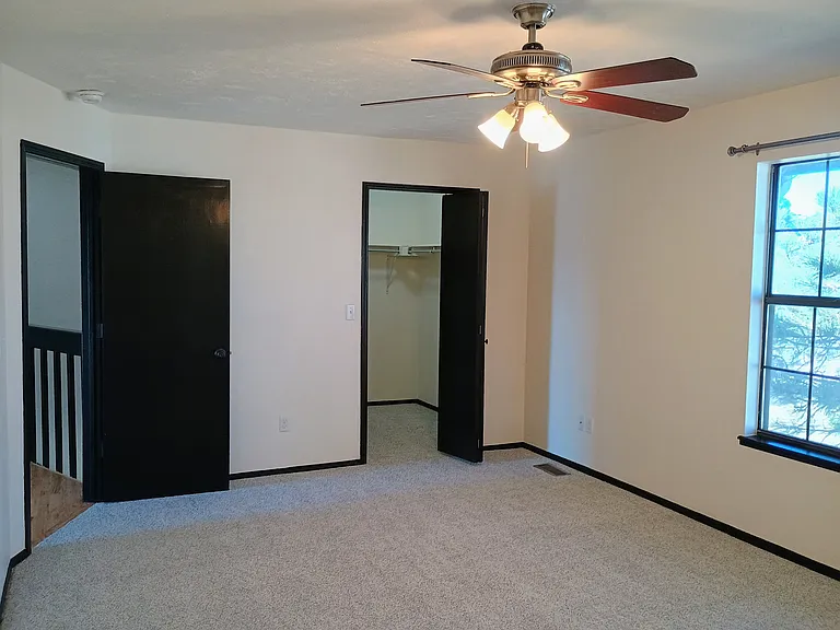10360 E Jewell Ave — Photo 16