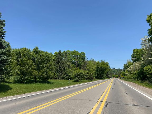 4th image of 496 Bogie Lake Rd