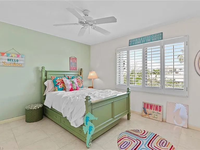 1930 Gulf Shore Blvd N #A302-A — Photo 17