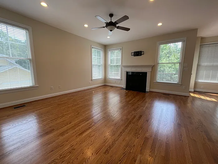 102 Little Branch Trl — Photo 3